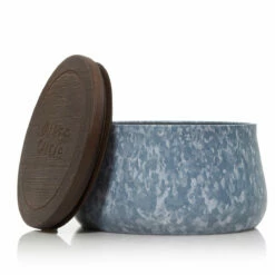 Yankee Candle Fresh Rain Medium Outdoor Candle 10 Yankee Candle Fresh Rain Medium Outdoor Candle -Campus Gifts Sales 1685991e fresh rain outdoor candle 1