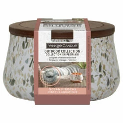 Yankee Candle Ocean Hibiscus Medium Outdoor Candle