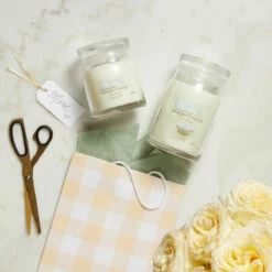 Yankee Candle Clean Cotton Signature Medium Jar Candle -Campus Gifts Sales clean cotton signature collection lifestyle 2 1