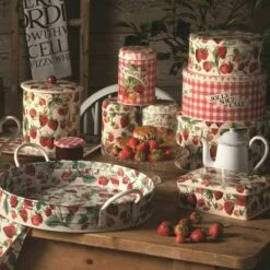 Emma Bridgewater Fruits Strawberries Set Of Three Round Cake Tins -Campus Gifts Sales eb elite strawberries tins lifestyle