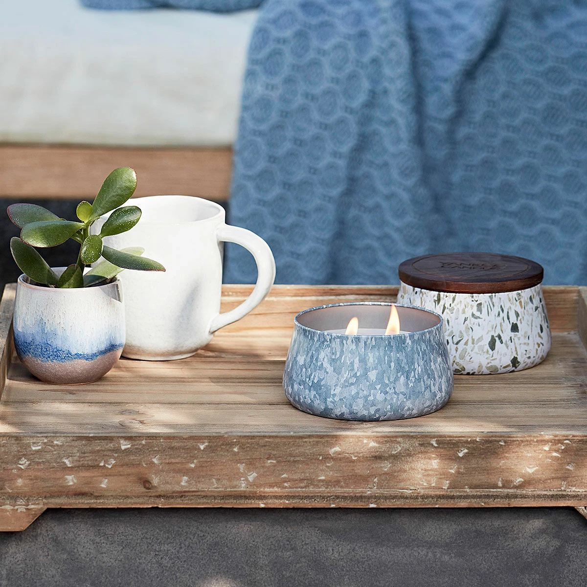 Yankee Candle Fresh Rain Medium Outdoor Candle 8 Yankee Candle Fresh Rain Medium Outdoor Candle - Image 6