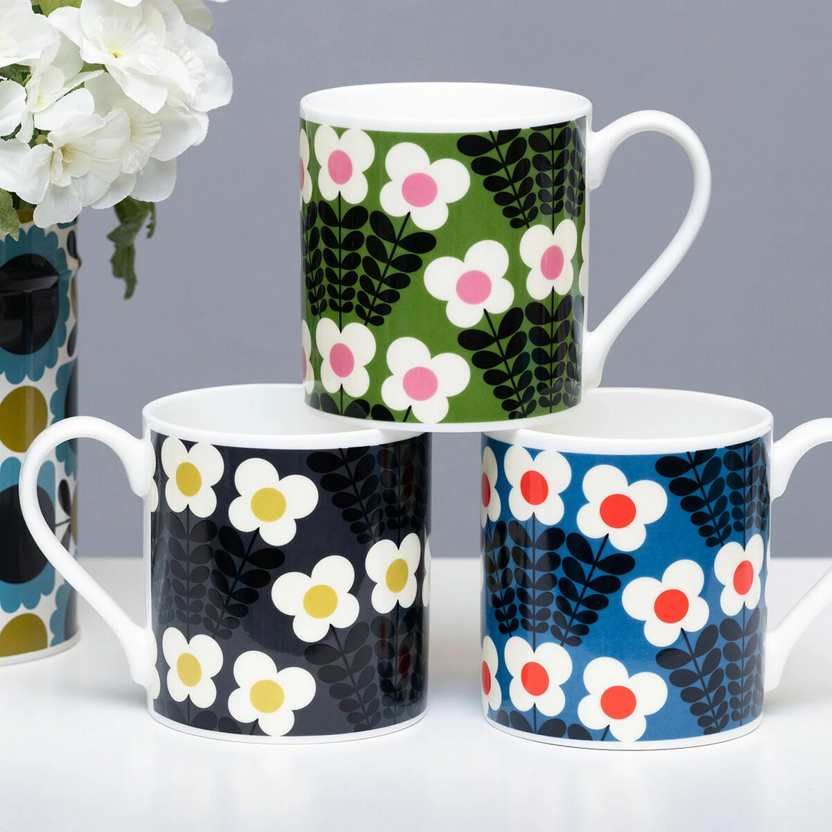 Orla Kiely Grey Bunch Of Stems Large Mug 6 Orla Kiely Grey Bunch Of Stems Large Mug - Image 4
