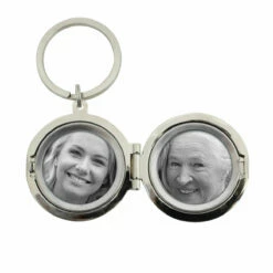 Personalised Floral Round Photo Frame Keyring -Campus Gifts Sales pmc personalised p0102z26 floral round photo frames keyring 03