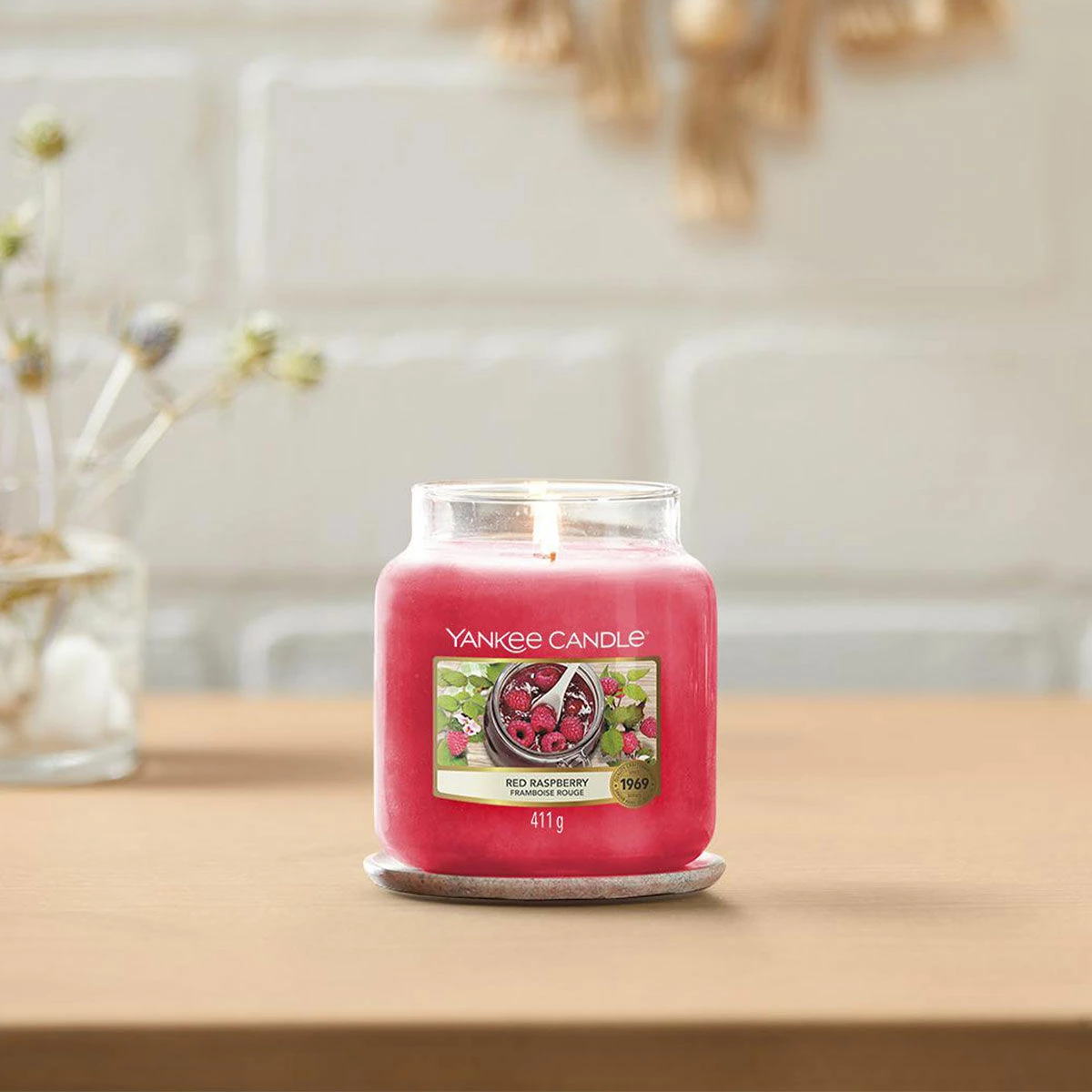Yankee Candle Red Raspberry Medium Jar Candle 4 Yankee Candle Red Raspberry Medium Jar Candle - Image 2