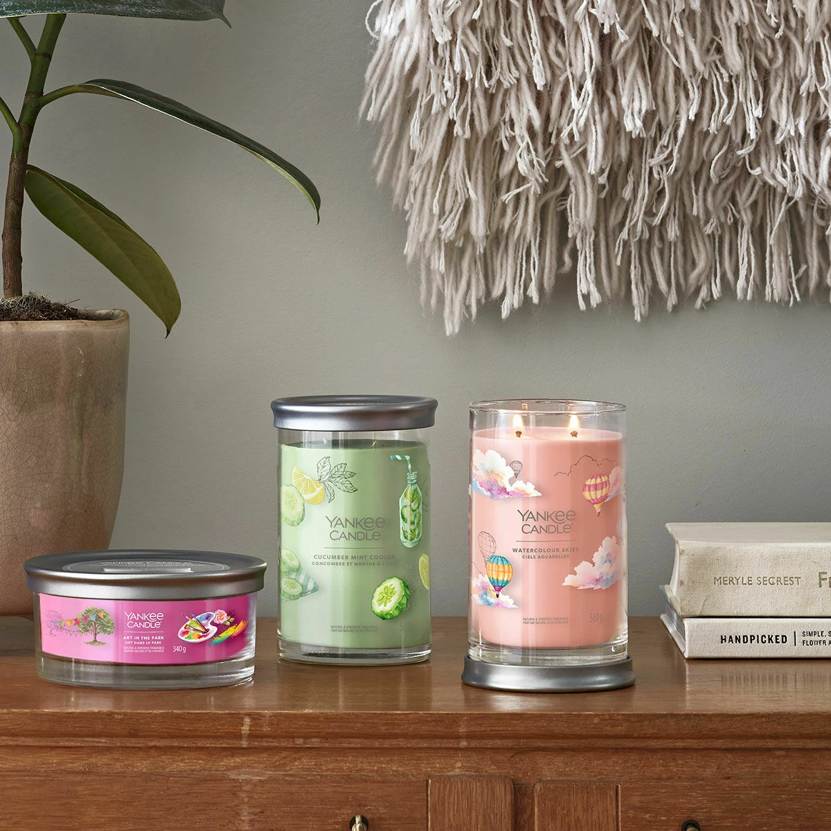 Yankee Candle Art In The Park Signature Multi-Wick Tumbler Candle 4 Yankee Candle Art In The Park Signature Multi-Wick Tumbler Candle - Image 2