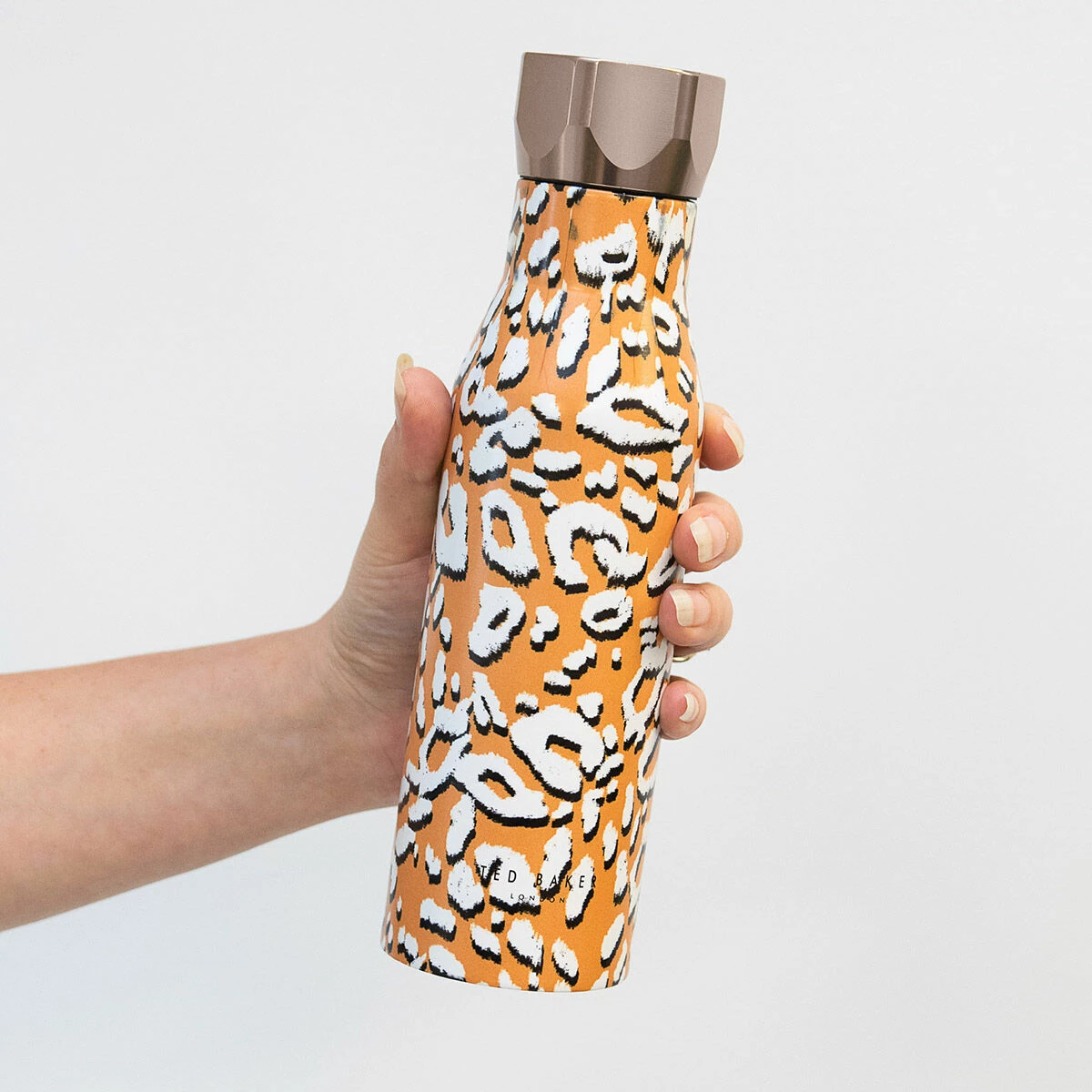 Ted Baker BOTELI Leopard Printed Water Bottle 5 Ted Baker BOTELI Leopard Printed Water Bottle - Image 3