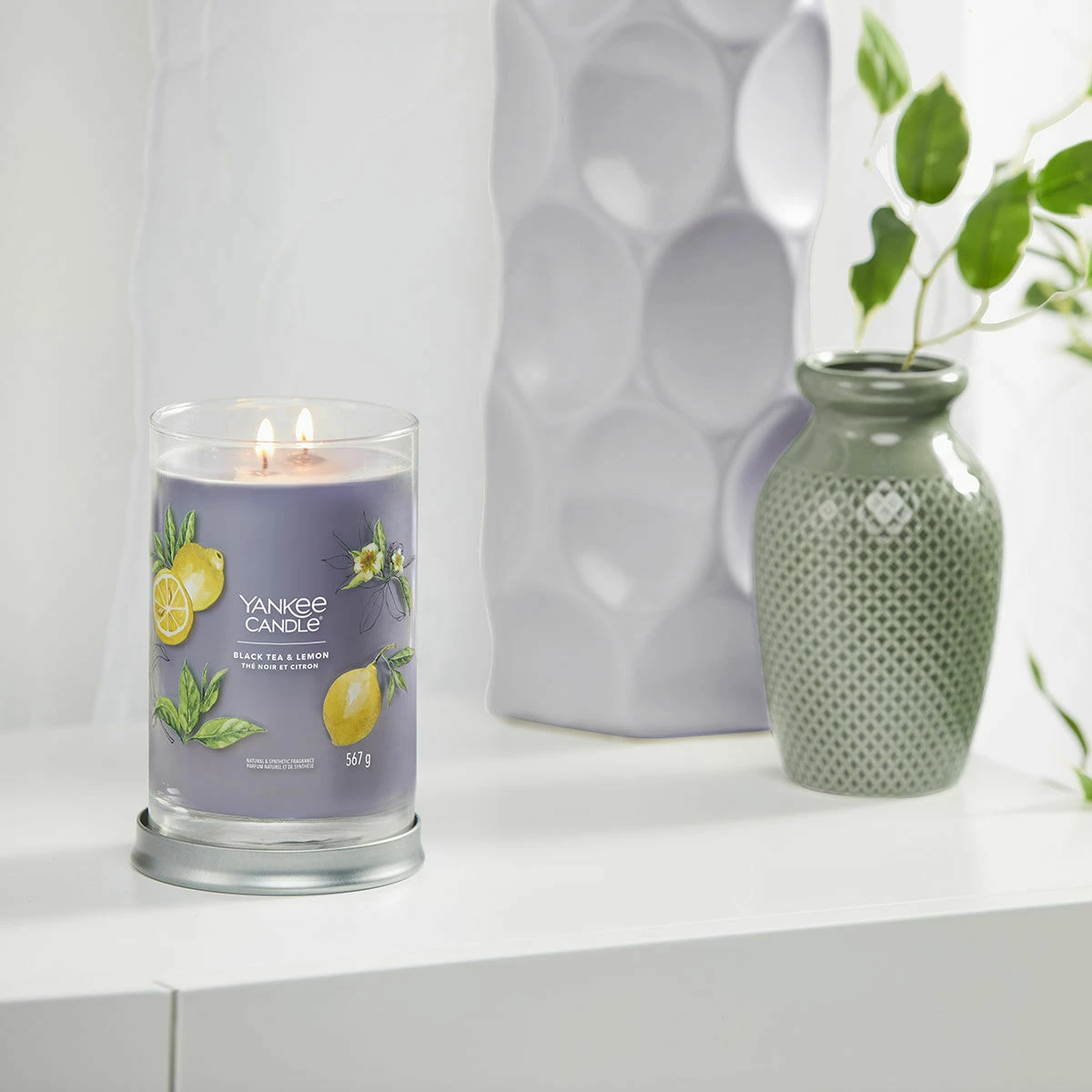 Yankee Candle Black Tea & Lemon Signature Large Tumbler Candle 6 Yankee Candle Black Tea & Lemon Signature Large Tumbler Candle - Image 4