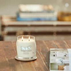 Yankee Candle Clean Cotton Signature Medium Jar Candle -Campus Gifts Sales yankee candle 1630645e clean cotton signature medium jar candle lifestyle 1