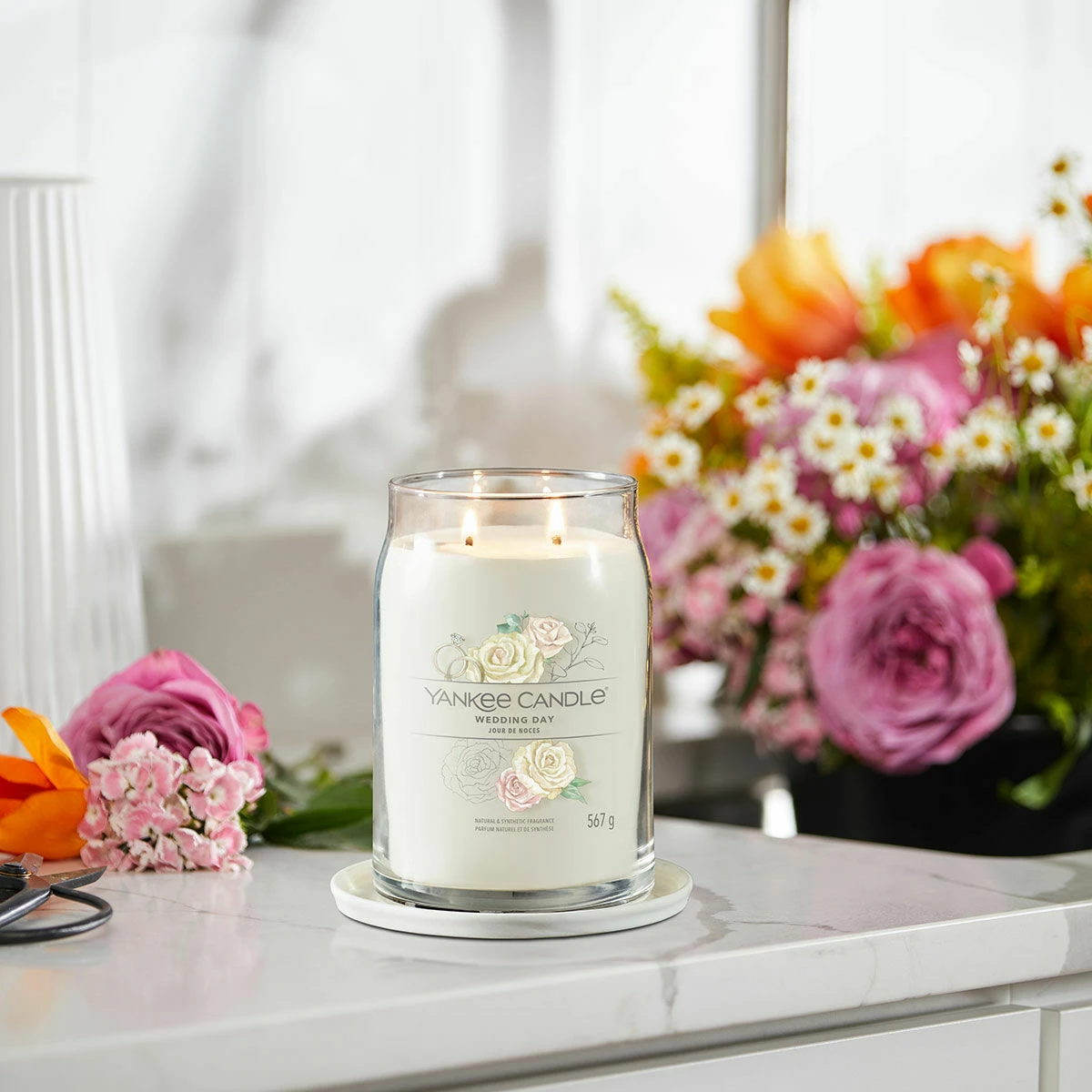 Yankee Candle Wedding Day Signature Large Jar Candle 5 Yankee Candle Wedding Day Signature Large Jar Candle - Image 3