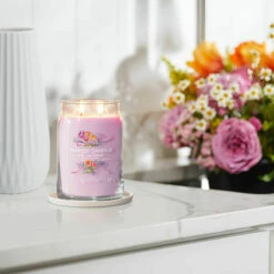 Yankee Candle Hand Tied Blooms Signature Large Jar Candle -Campus Gifts Sales yankee candle 1734800e hand tied blooms signature large jar candle lifestyle 4