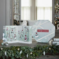 Yankee Candle Snow Globe Wonderland Advent Calendar Book 13 Yankee Candle Snow Globe Wonderland Advent Calendar Book -Campus Gifts Sales yankee candle advent 22 group shot 2