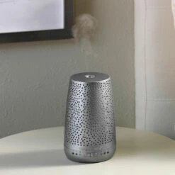 Yankee Candle Peaceful Dreams Silver Sleep Diffuser Starter Kit With 3 Refills -Campus Gifts Sales yankee candle peaceful dreams sleep diffuser stater kit bundle lifestyle 2